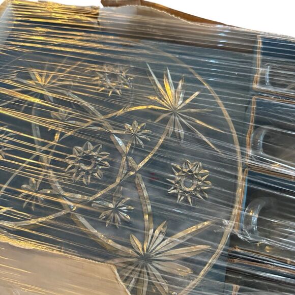 Vtg MCM Plate Tea Cup Set Anchor Hocking Early American Prescut 8 Piece Snack - Picture 16 of 16